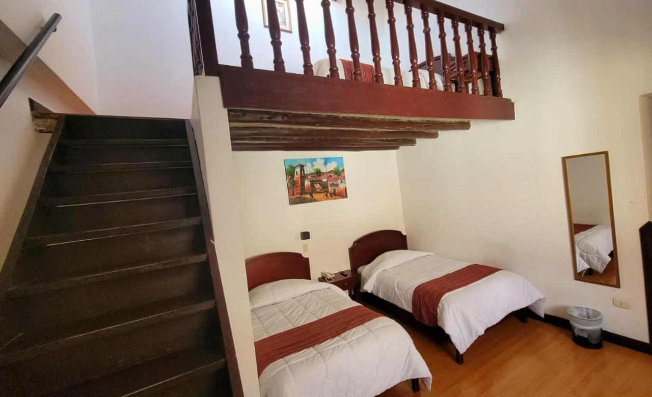 Hotel Cusco Plaza Saphi Bagian luar foto