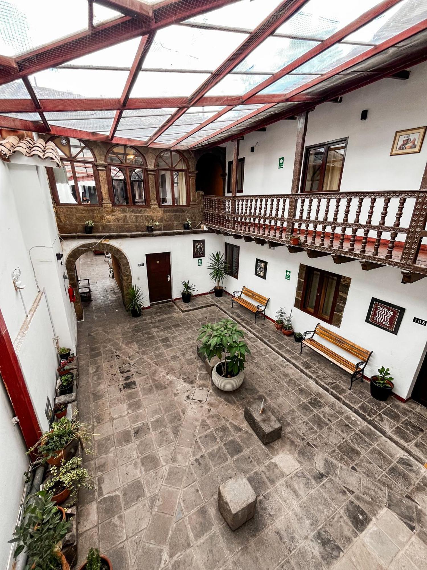 Hotel Cusco Plaza Saphi Bagian luar foto